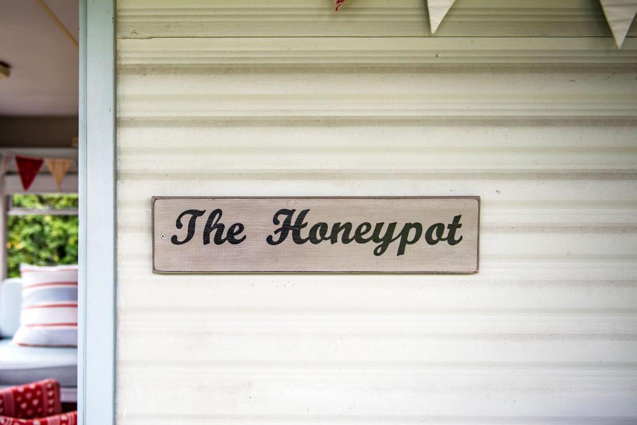 Вілла The Honeypot Petham Екстер'єр фото